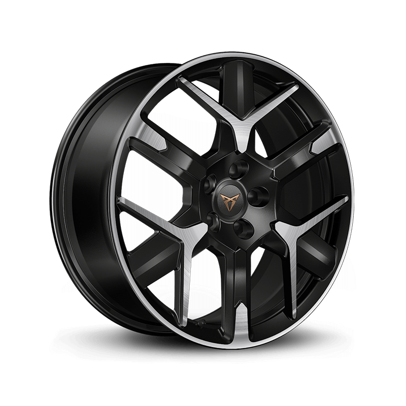 CUPRA Formentor 19-inch alloy wheel in hailstorm